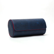 Lade das Bild in den Galerie-Viewer, Uhrengehäuse - blaues Öko-Leder, rotes Interieur