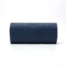 Lade das Bild in den Galerie-Viewer, Uhrengehäuse - blaues Öko-Leder, rotes Interieur